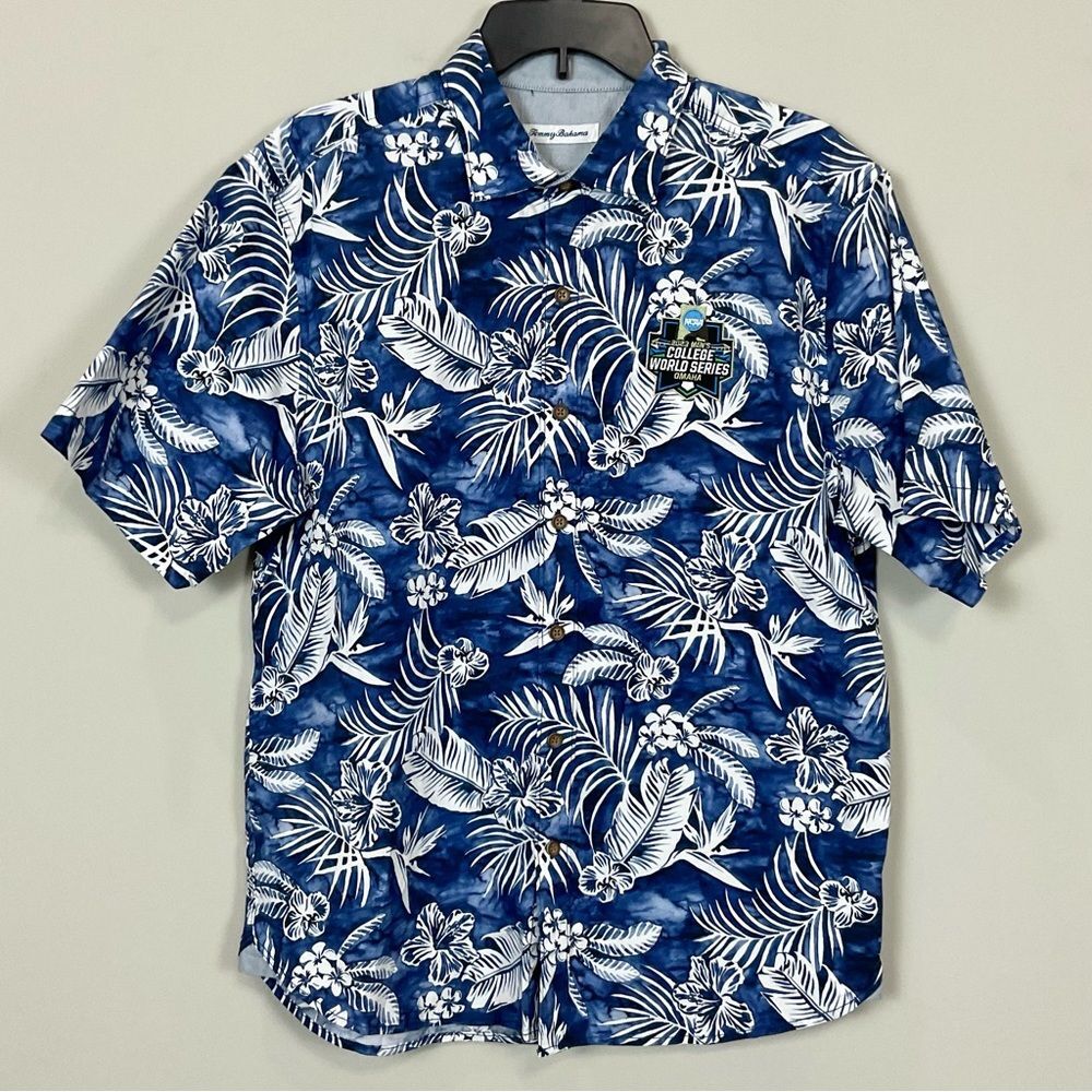 Tommy Bahama Aqua Lush Short Sleeve Shirt Sz Med Blue Note College World Series